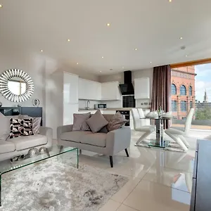 Apartment Amazing Centre Penthouse With Private Roof Terrace, Newcastle upon Tyne